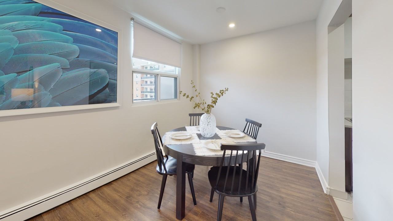 Wonderland Road - Photo 7 of 32