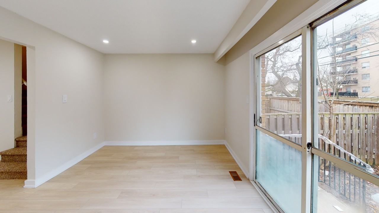 Tindale & Quigley - Photo 6 of 39