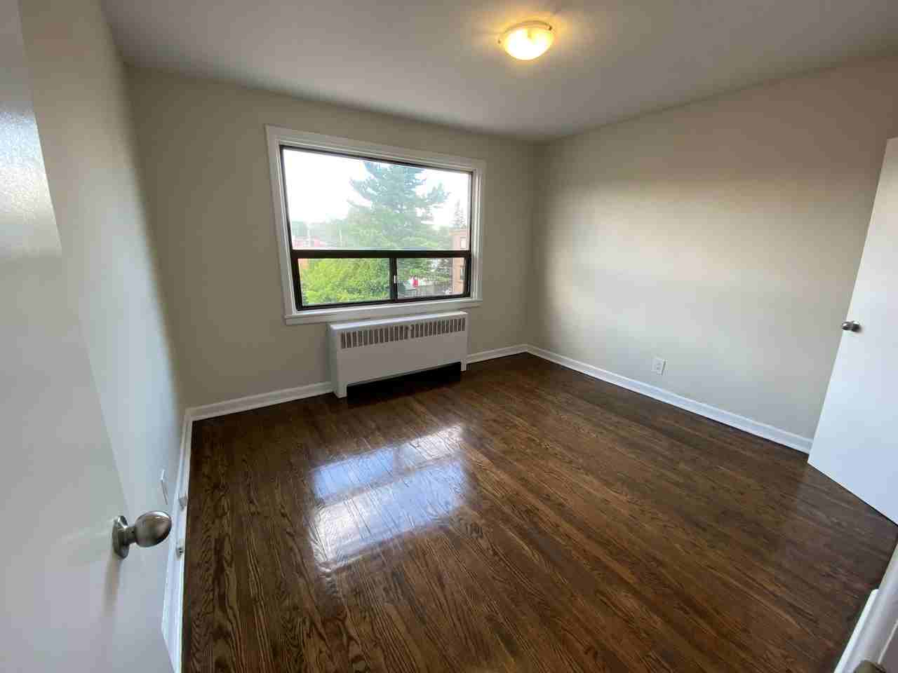 Grant & Don - Photo 6 of 8