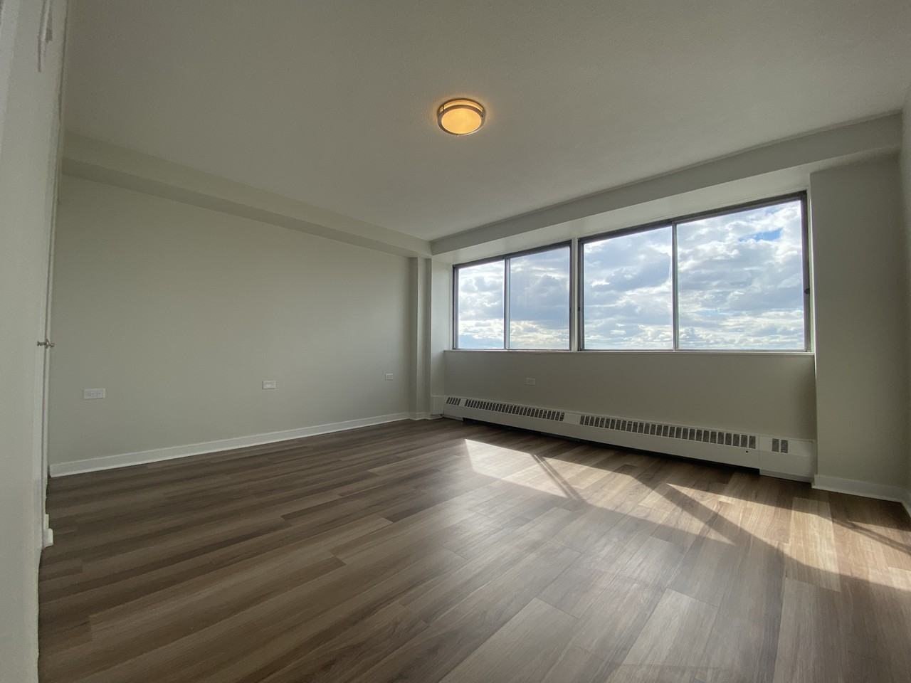 5501 Adalbert - Photo 6 of 32