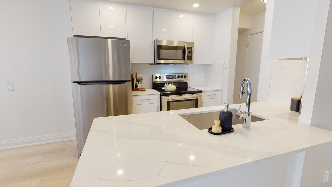 100 Main - Photo 6 of 44