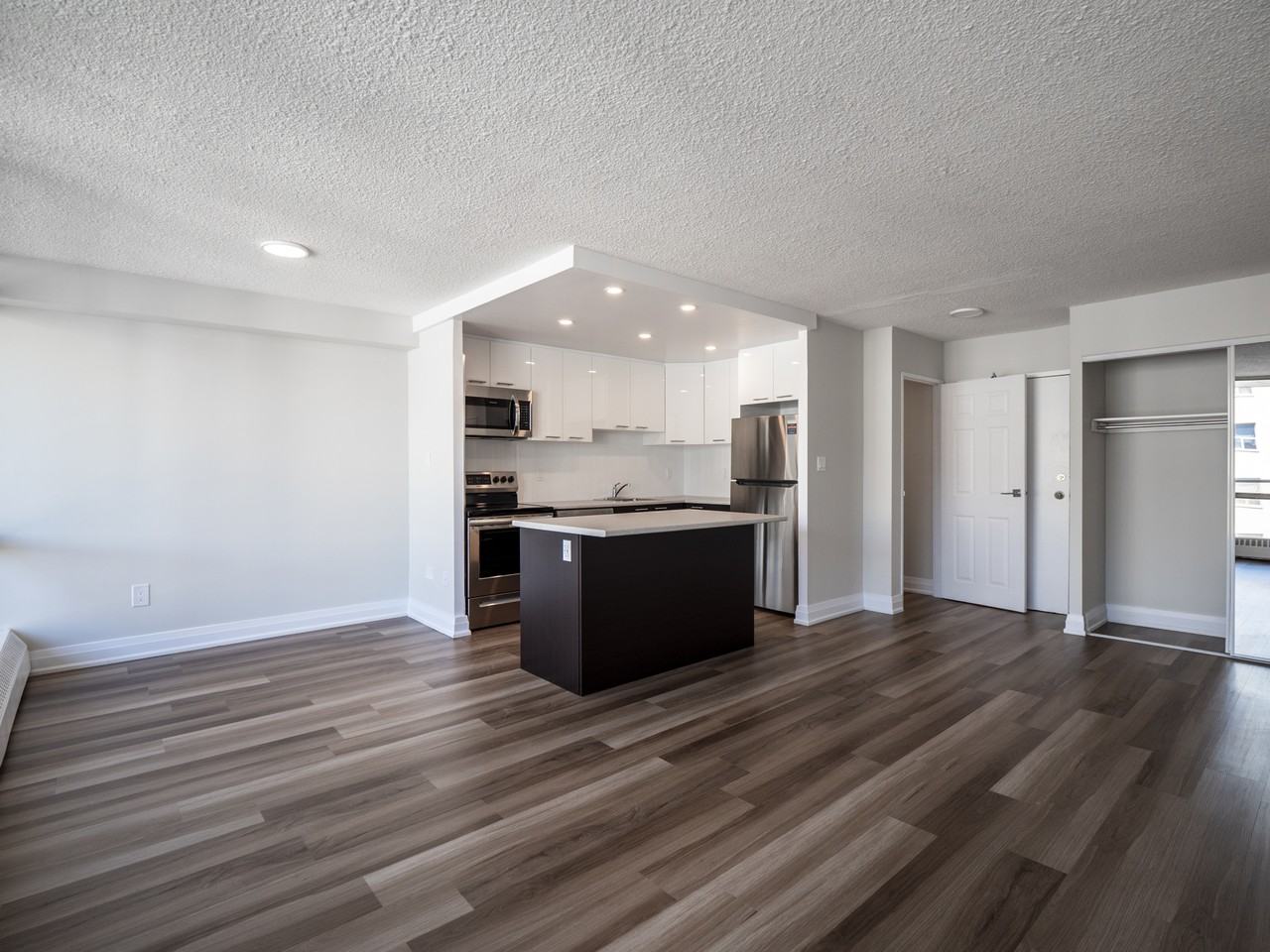 378 Vine - Photo 4 of 19