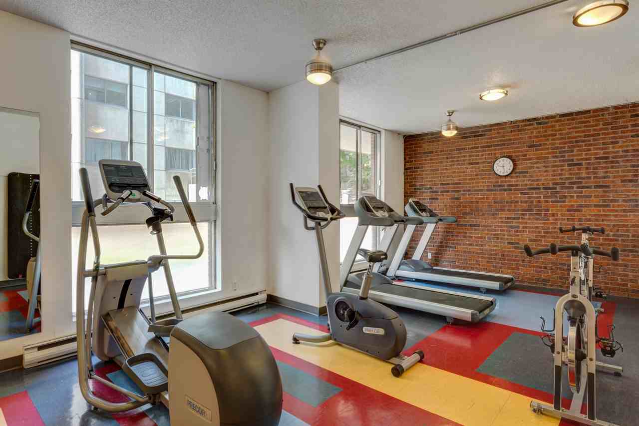 1025 Sherbrooke - Photo 7 of 15