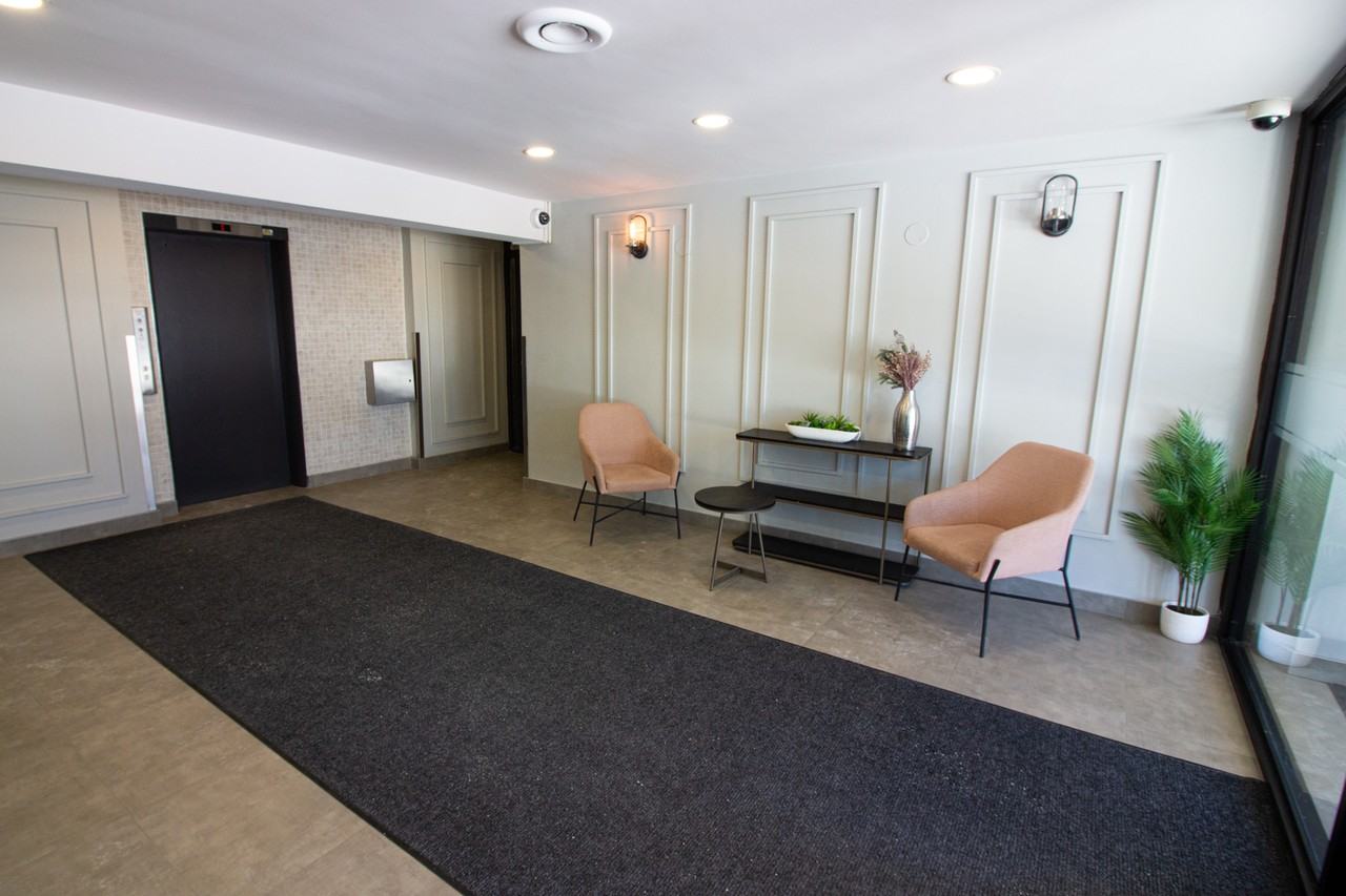 1015 Orchard - Photo 7 of 8