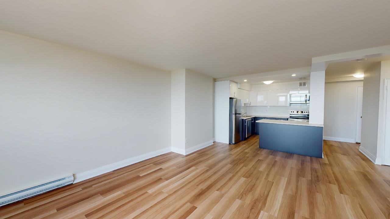 158 Ontario - Photo 4 of 8