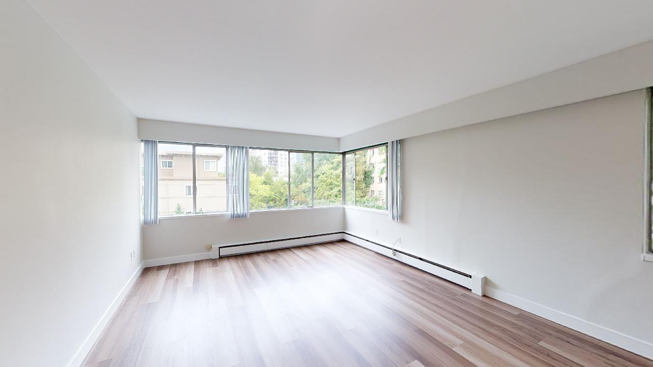 1270 Nicola - Photo 5 of 9