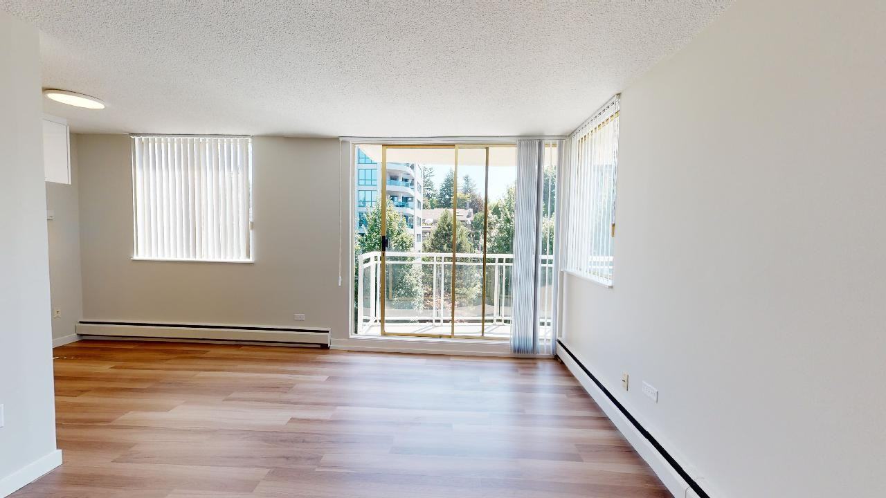 1355 West 14th - Photo 3 of 8