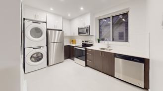 5881 Monkland - Photo 1 of 1