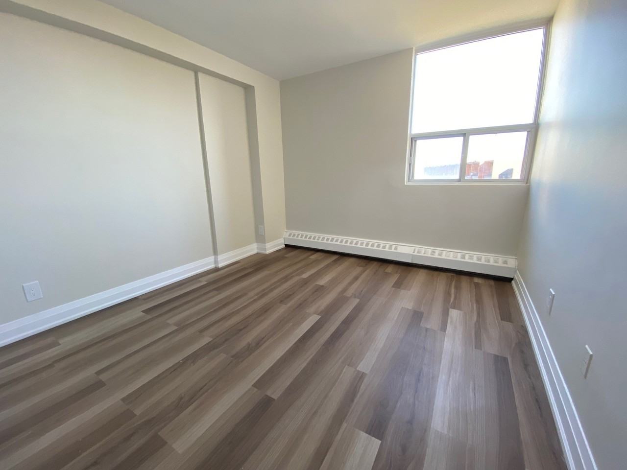 2150 Roche - Photo 3 of 9