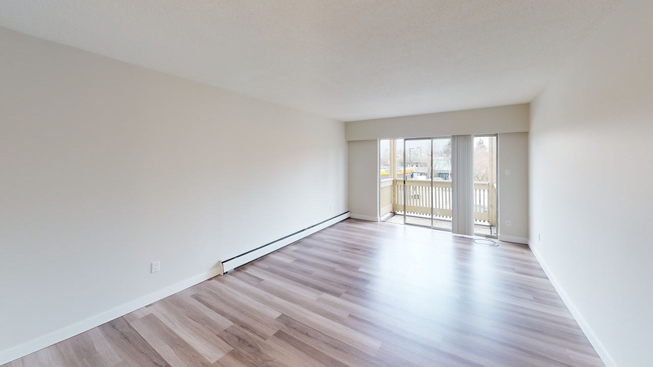 8675 French - Photo 4 of 11