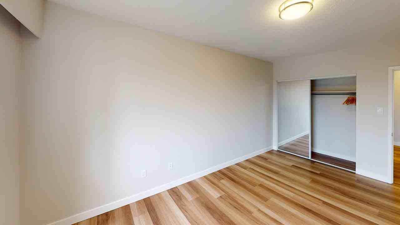 8675 French - Photo 6 of 11