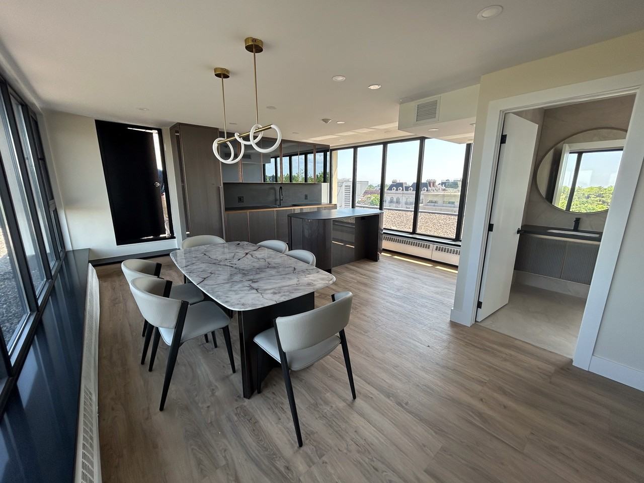 150 Allan - Photo 6 of 8