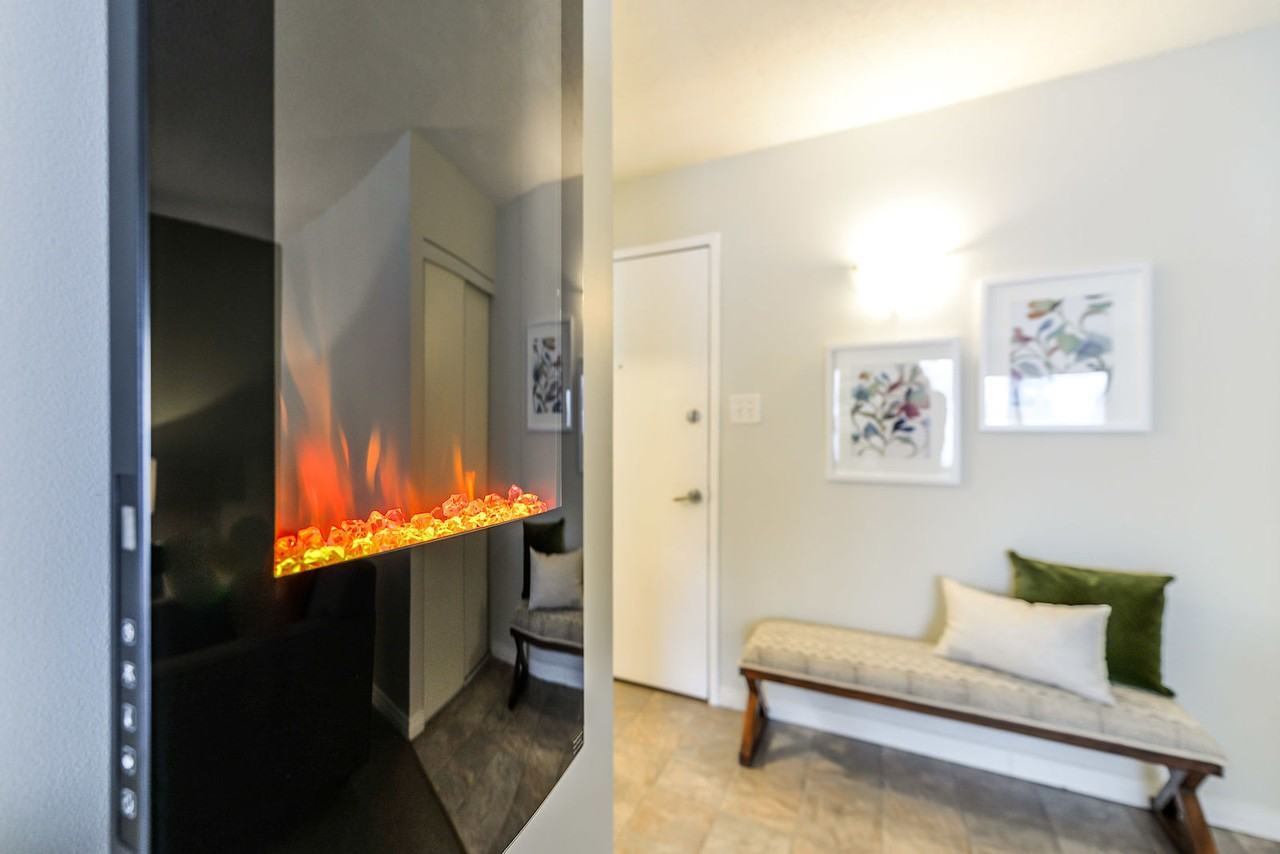 7606 156st - Photo 2 of 50