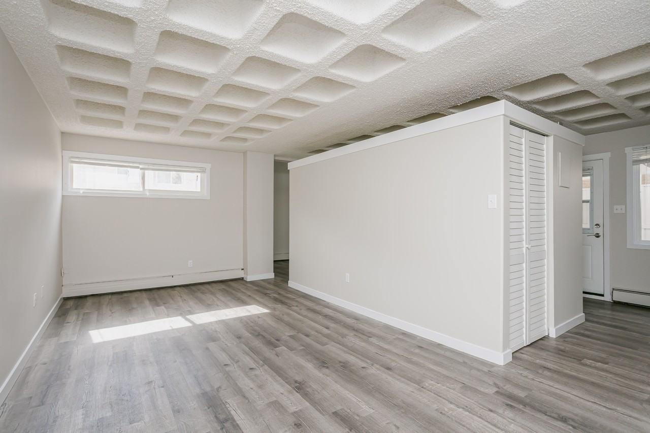 7715 159st - Photo 5 of 50