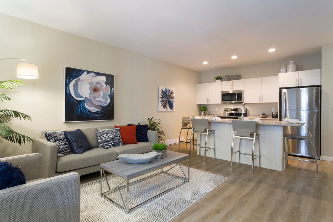 Element Townhomes on Eaglewood - Photo 7 of 50