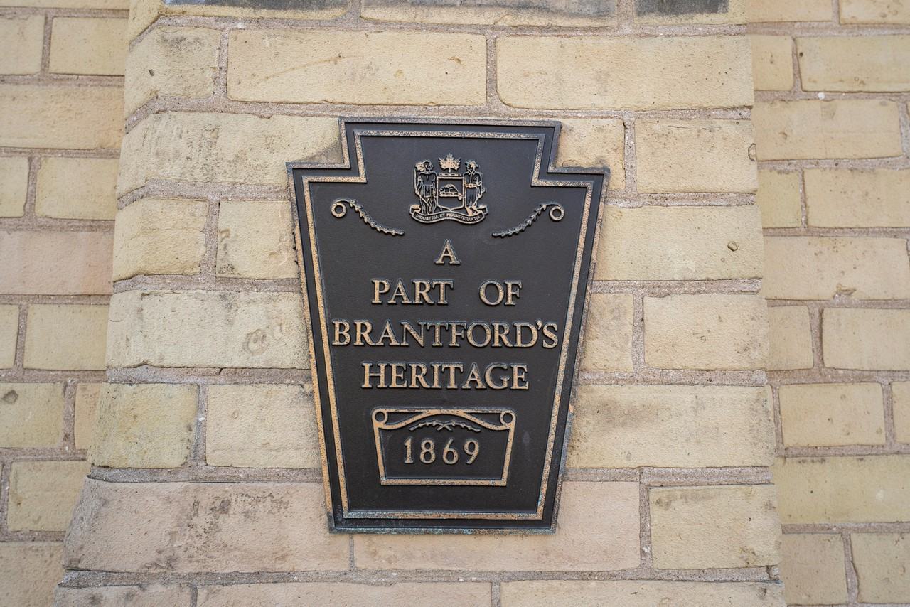 35 Wellington Street - Photo 2 of 12