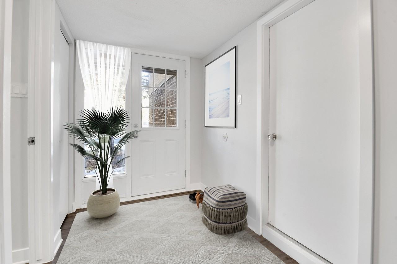 Navaho Townhomes & Garden Homes - Photo 3 of 39