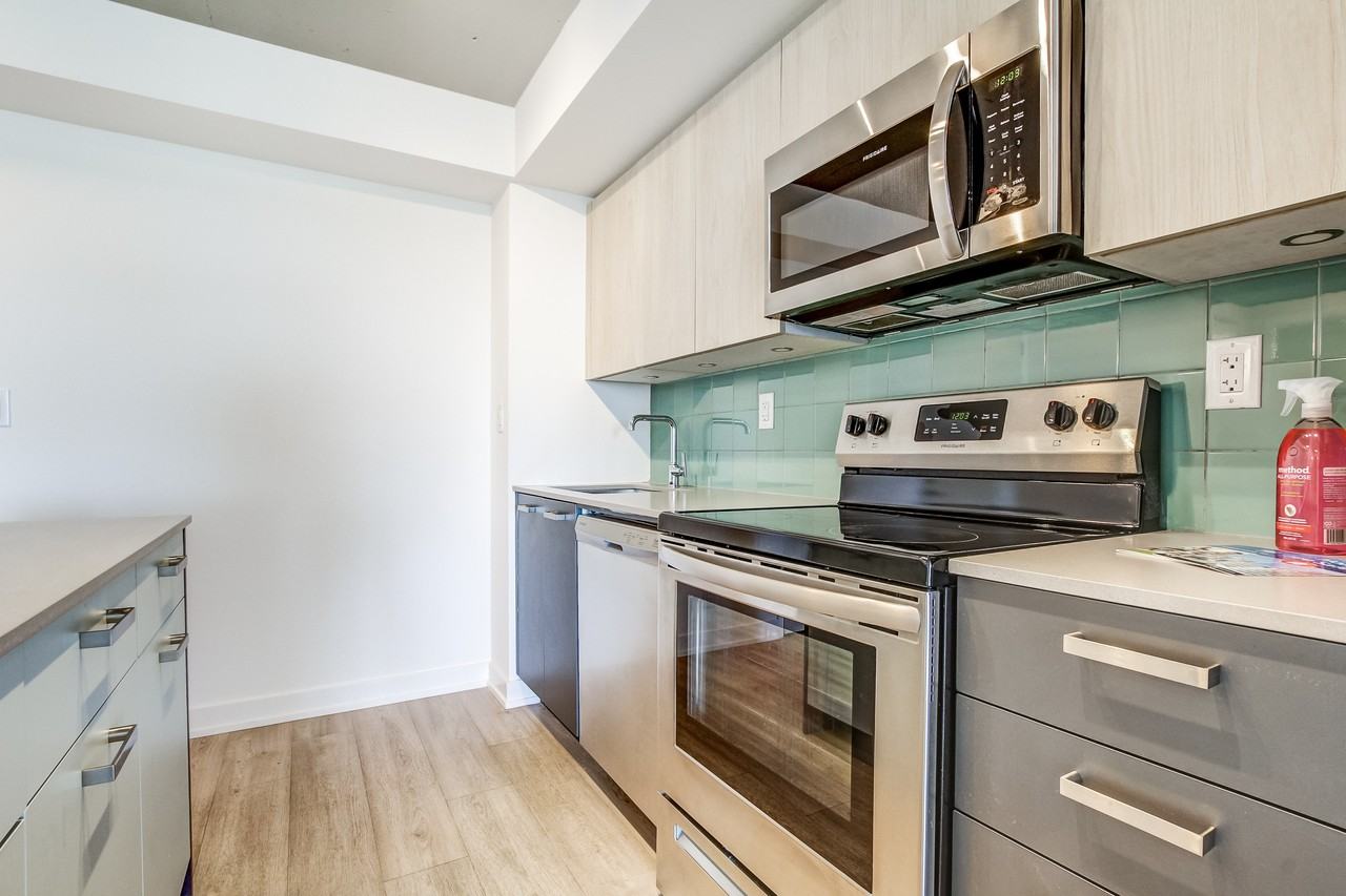 1235 Marlborough - Photo 4 of 33