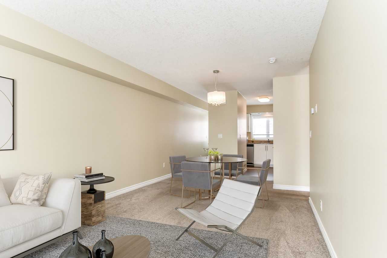 225 Riddell Street - Photo 5 of 50