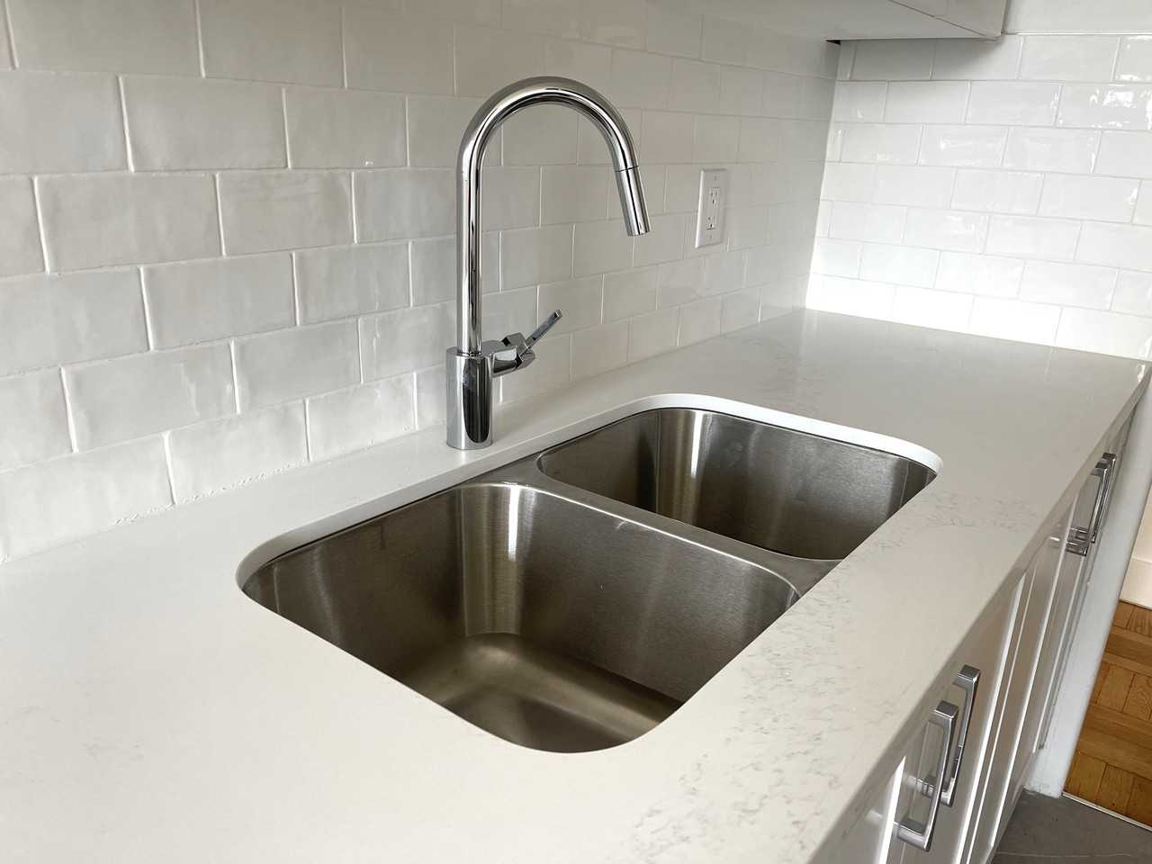 8 Newholm Road - Photo 4 of 10