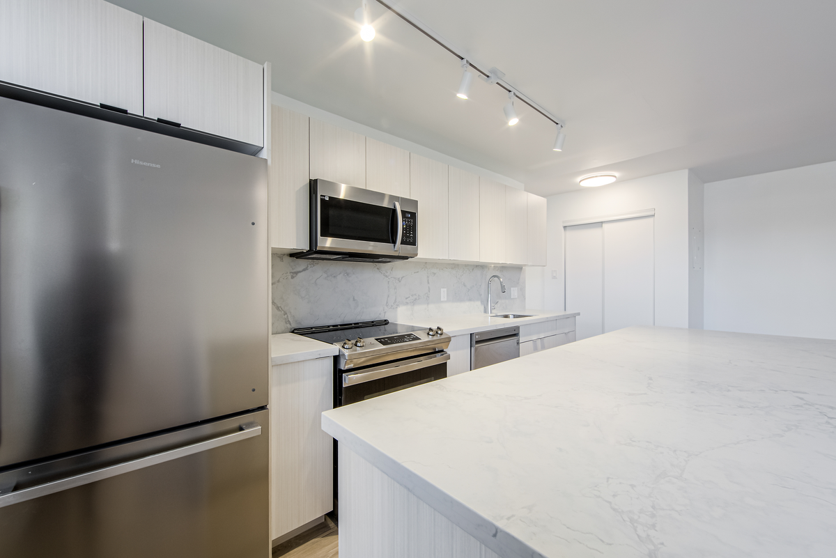 111 Cosburn Avenue - Photo 2 of 20