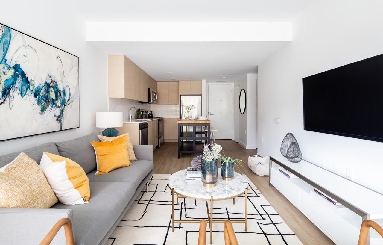 The Victoria - Photo 4 of 50