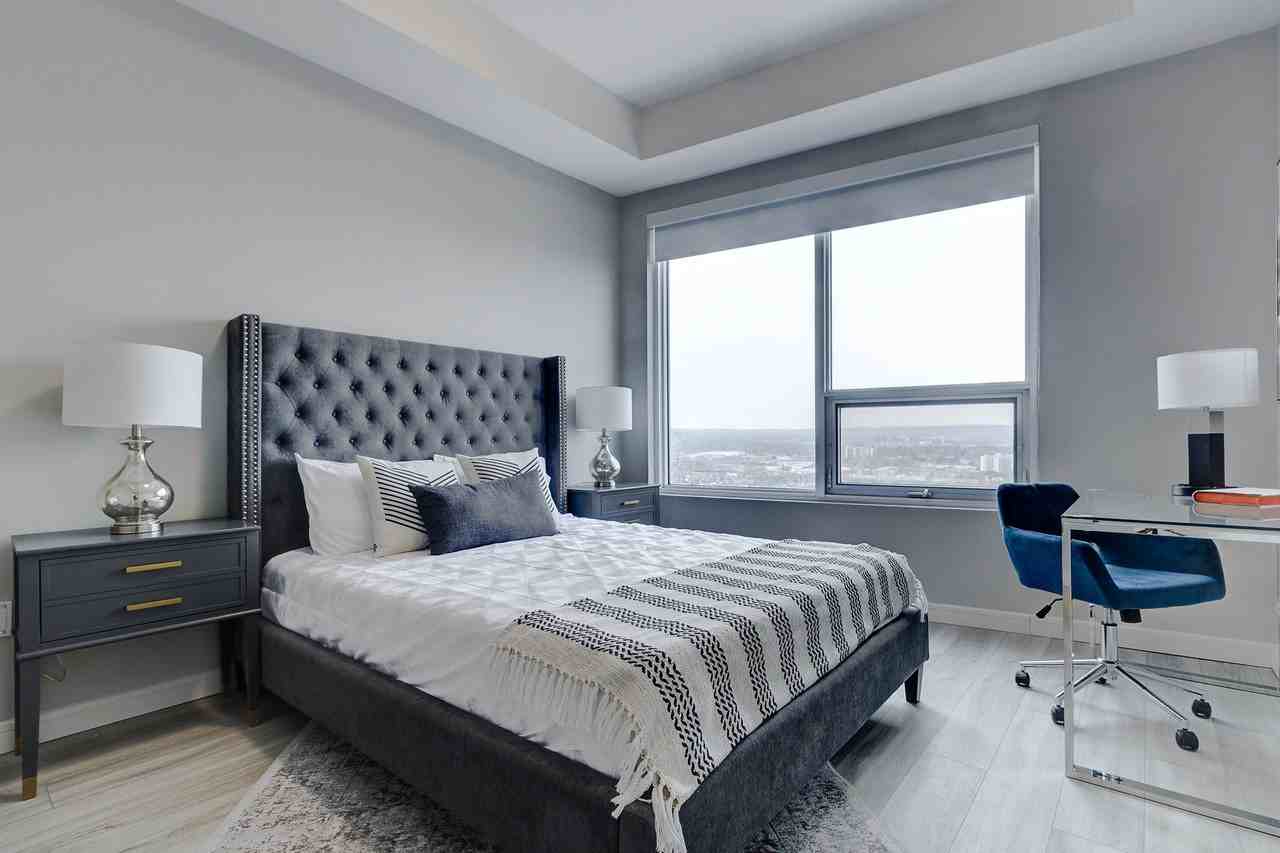 Marquee Residence - Photo 6 of 20