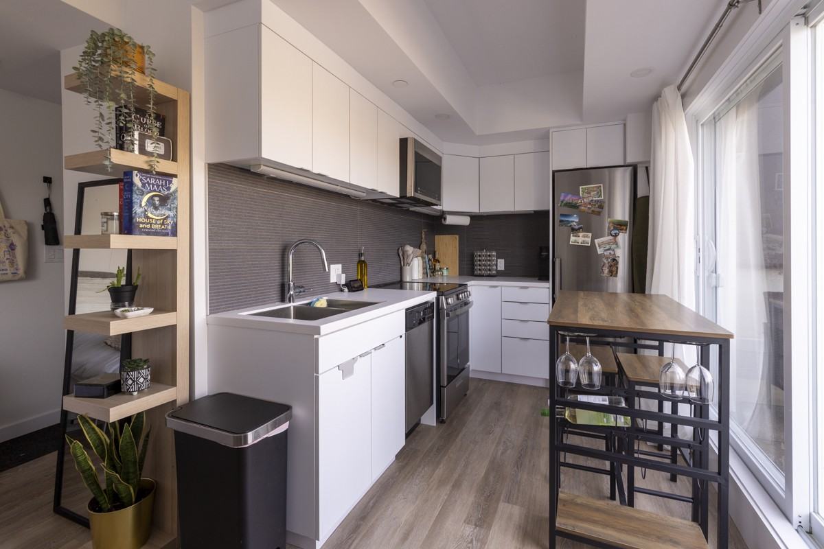 The Shuffle - Photo 6 of 50