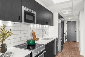 featured image of 140 Ferguson Dr