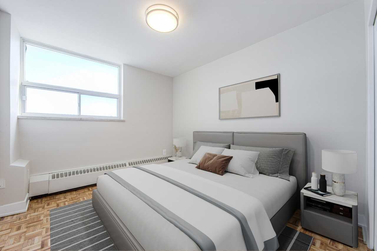 Brock Tower - Photo 4 of 8