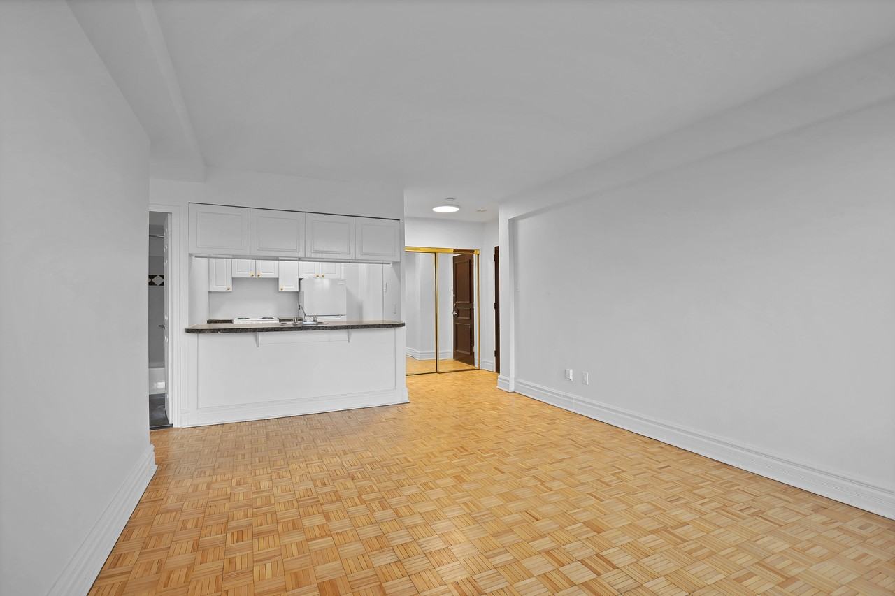 200 Av Kensington — photo 2