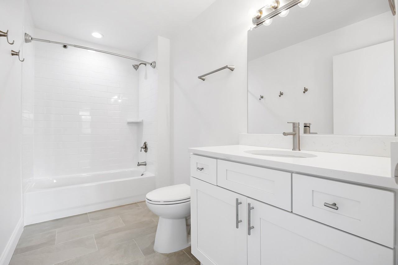 Ogden Court Apartments - Photo 6 of 12