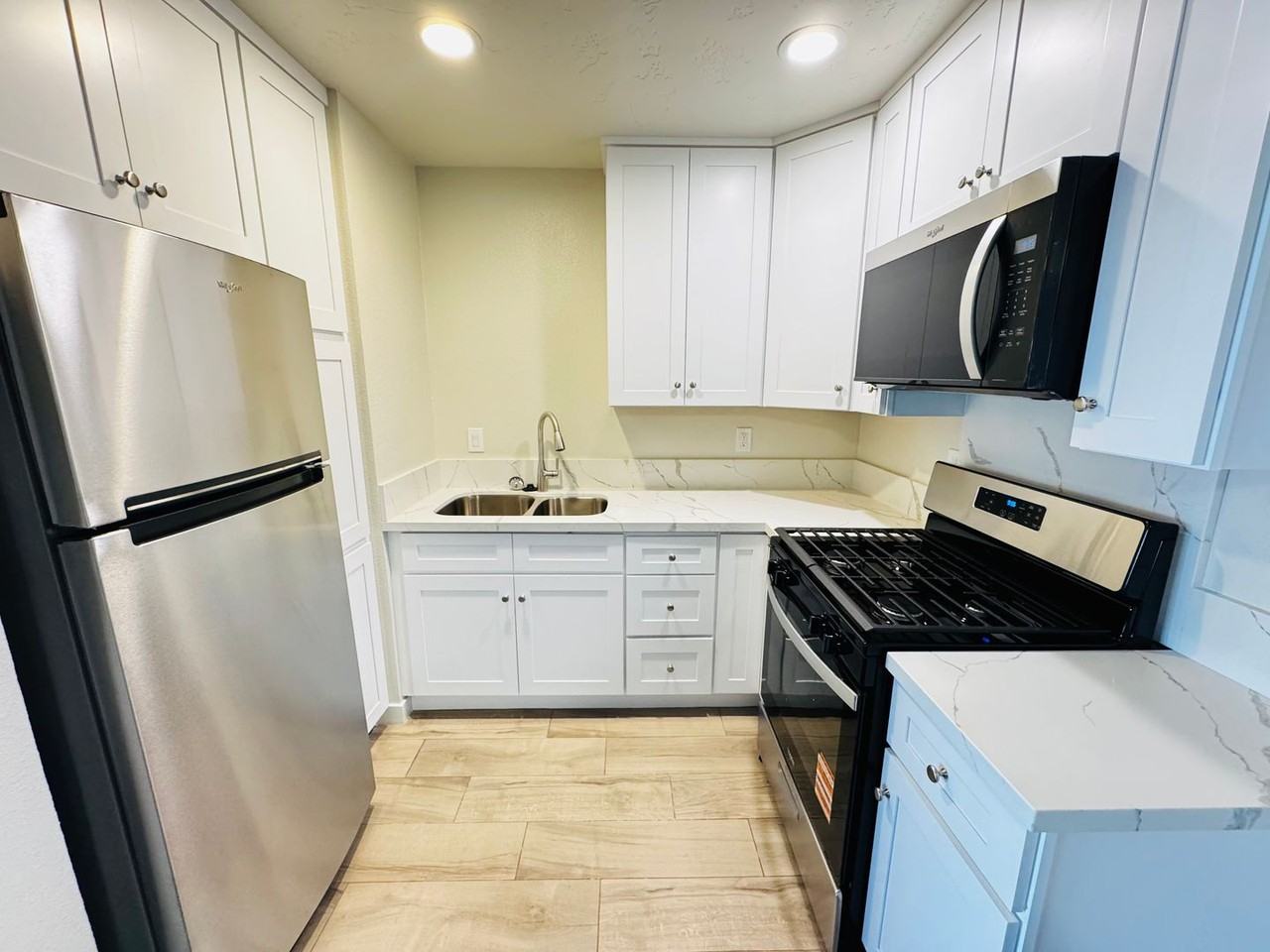 Shady View Apartments - Photo 2 of 11