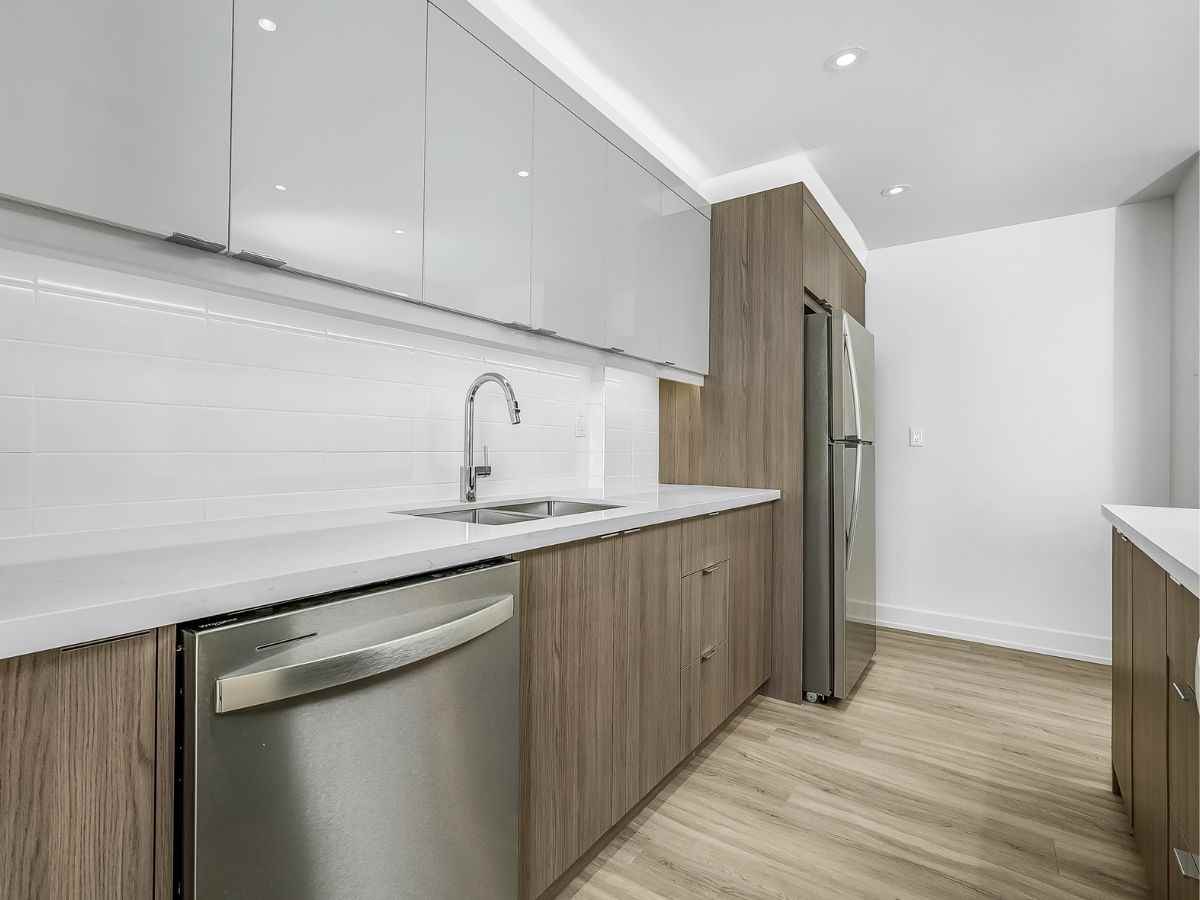 287 Markland Drive - Photo 4 of 12