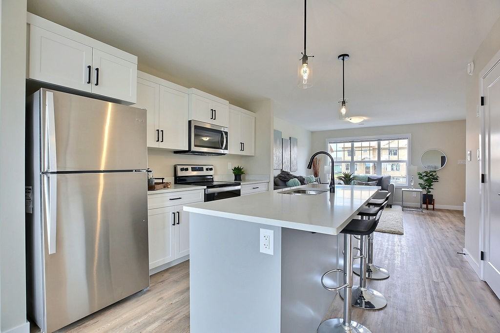 Henley Heights - Photo 3 of 38