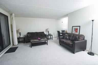 390 Partridge Avenue - Photo 5 of 10