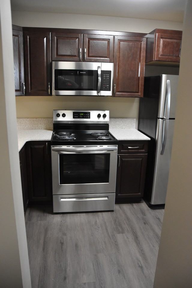 1035 Powers Street - Photo 2 of 28