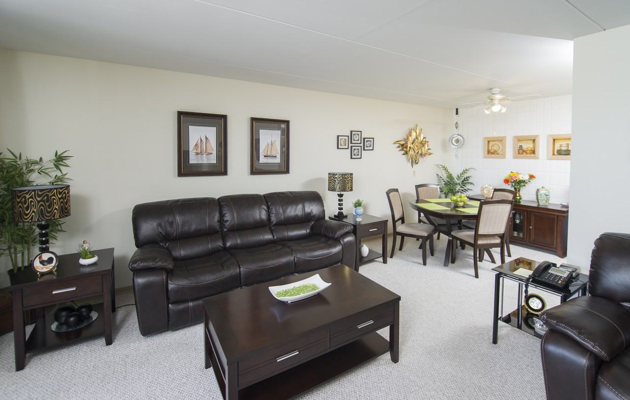 311 Partridge Avenue - Photo 4 of 18