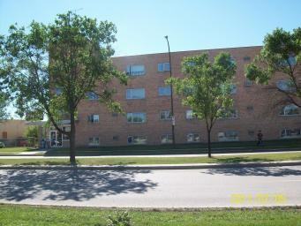 234 Moray Street - Photo 3 of 14