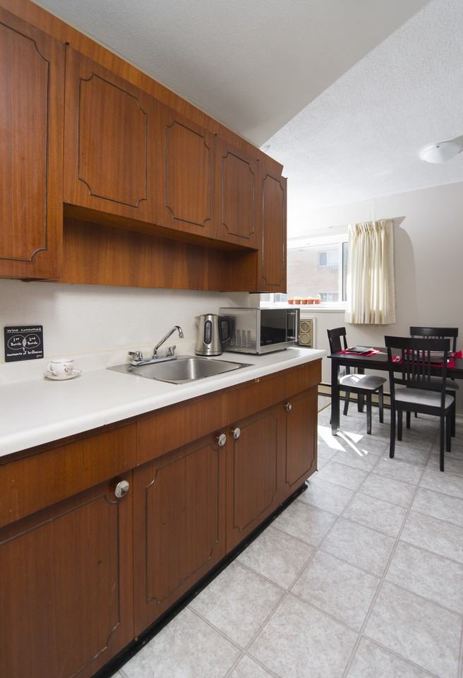 234 Moray Street - Photo 6 of 14