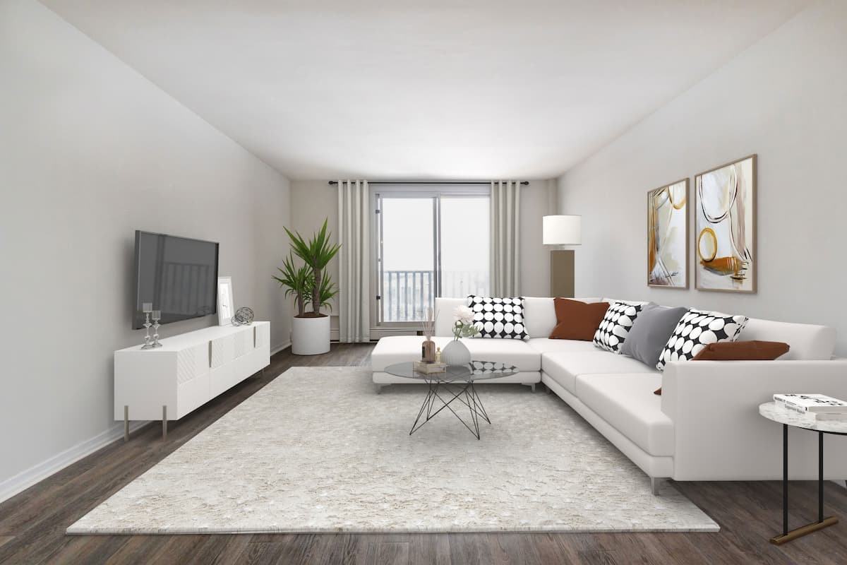 Oxford Square - Photo 4 of 14