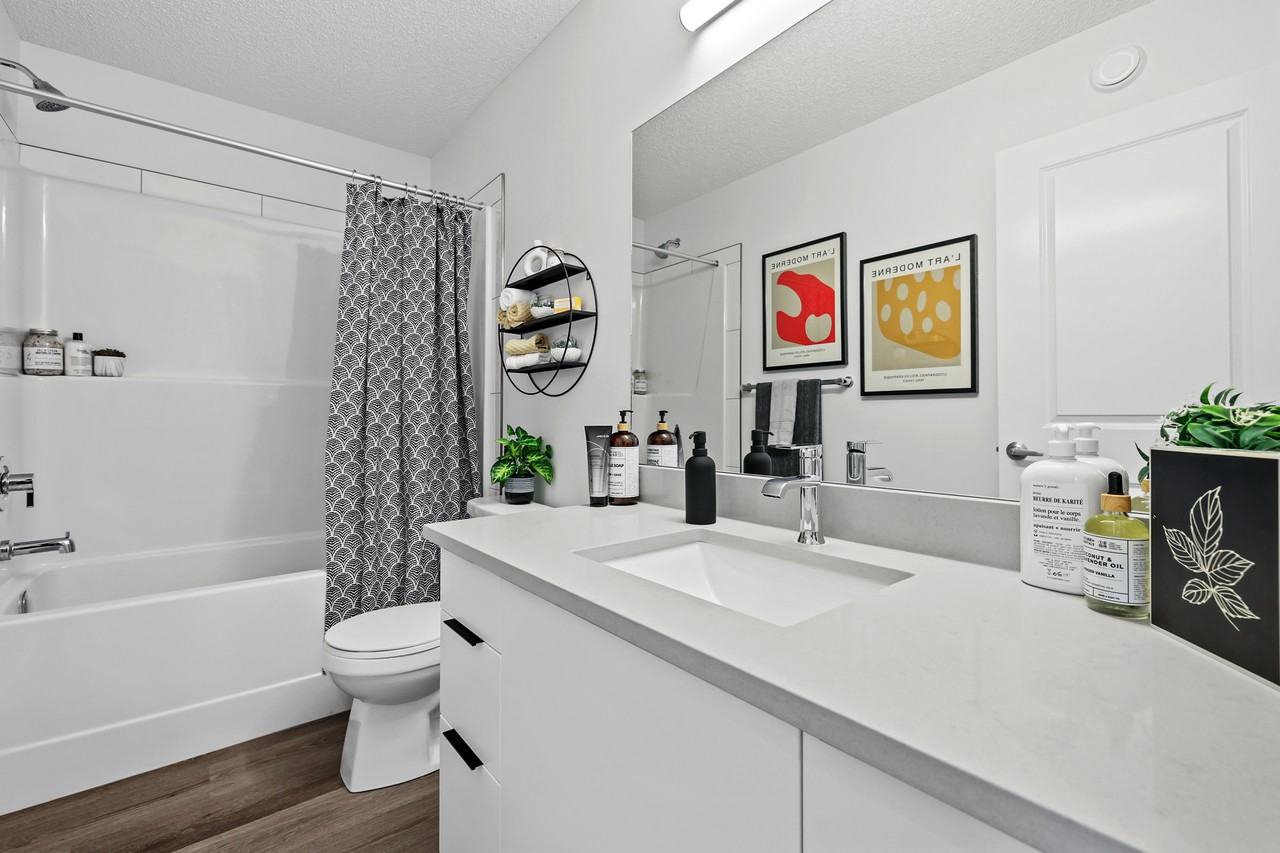 Jade Townhomes - Photo 7 of 50