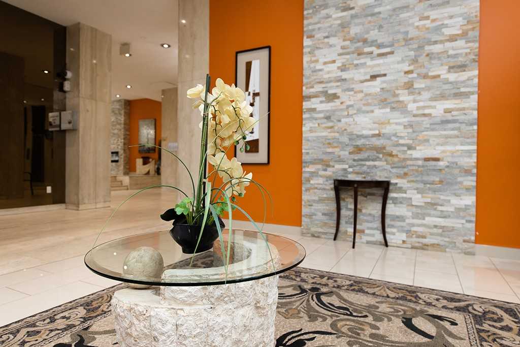 Apartment for rent at 55 Wynford Heights Crescent - Photo 4 of 16