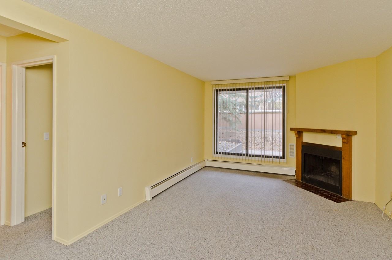 7301 4a St Sw - Photo 5 of 25