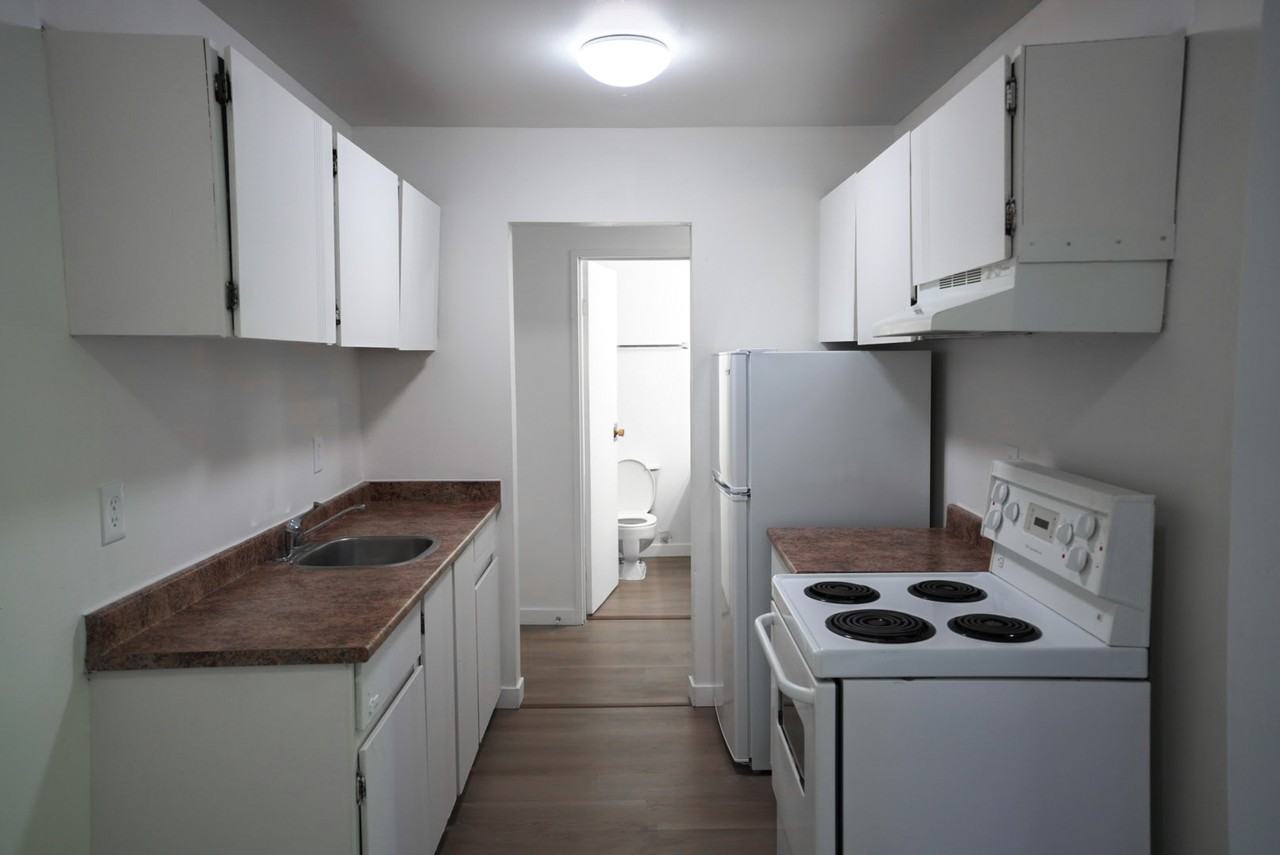 Parkside Apartments - Photo 4 of 12