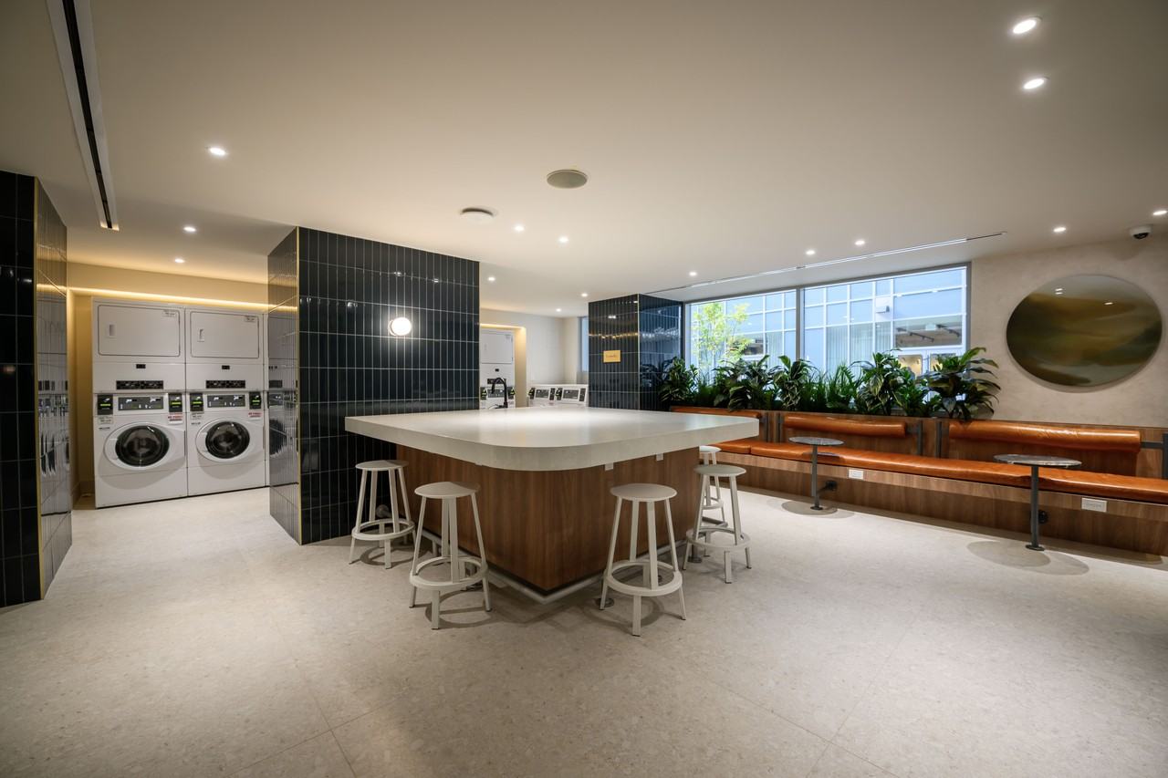 Story of Midtown Toronto - Photo 7 of 43