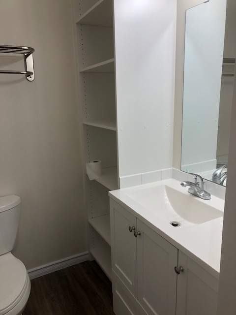 Rosedale Manor - Photo 6 of 14