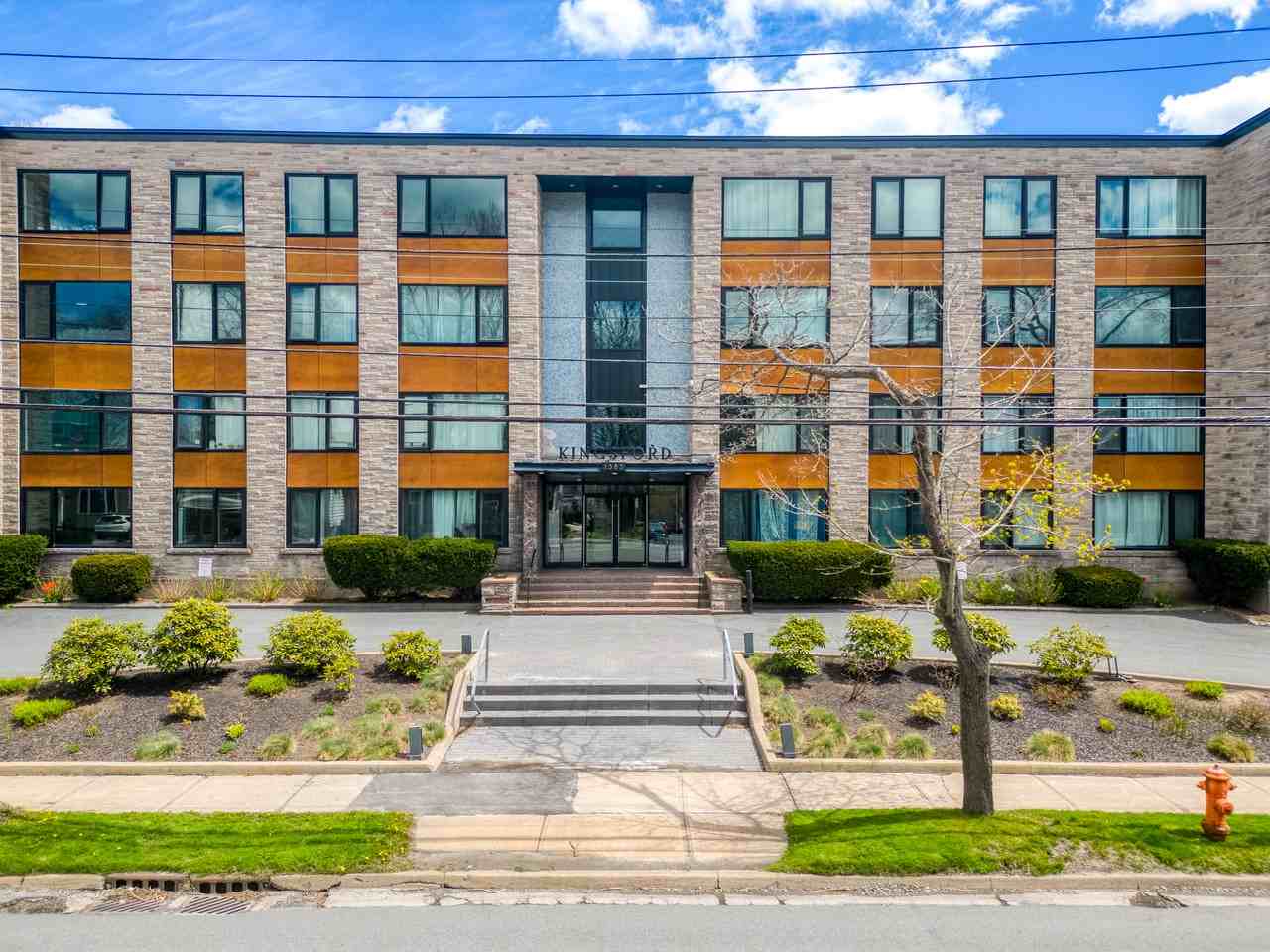 The Kingsford - Photo 3 of 9