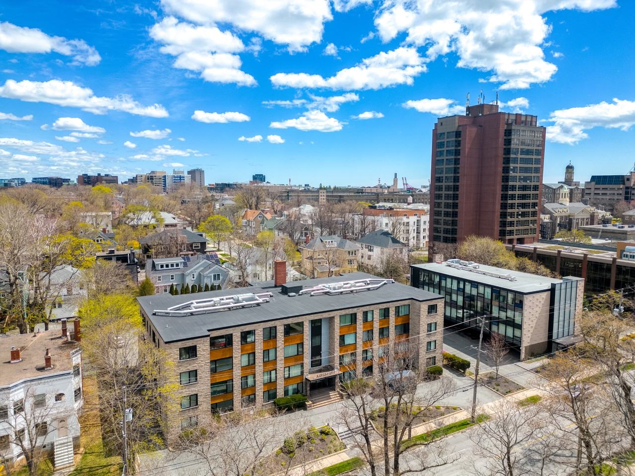 The Kingsford - Photo 5 of 9