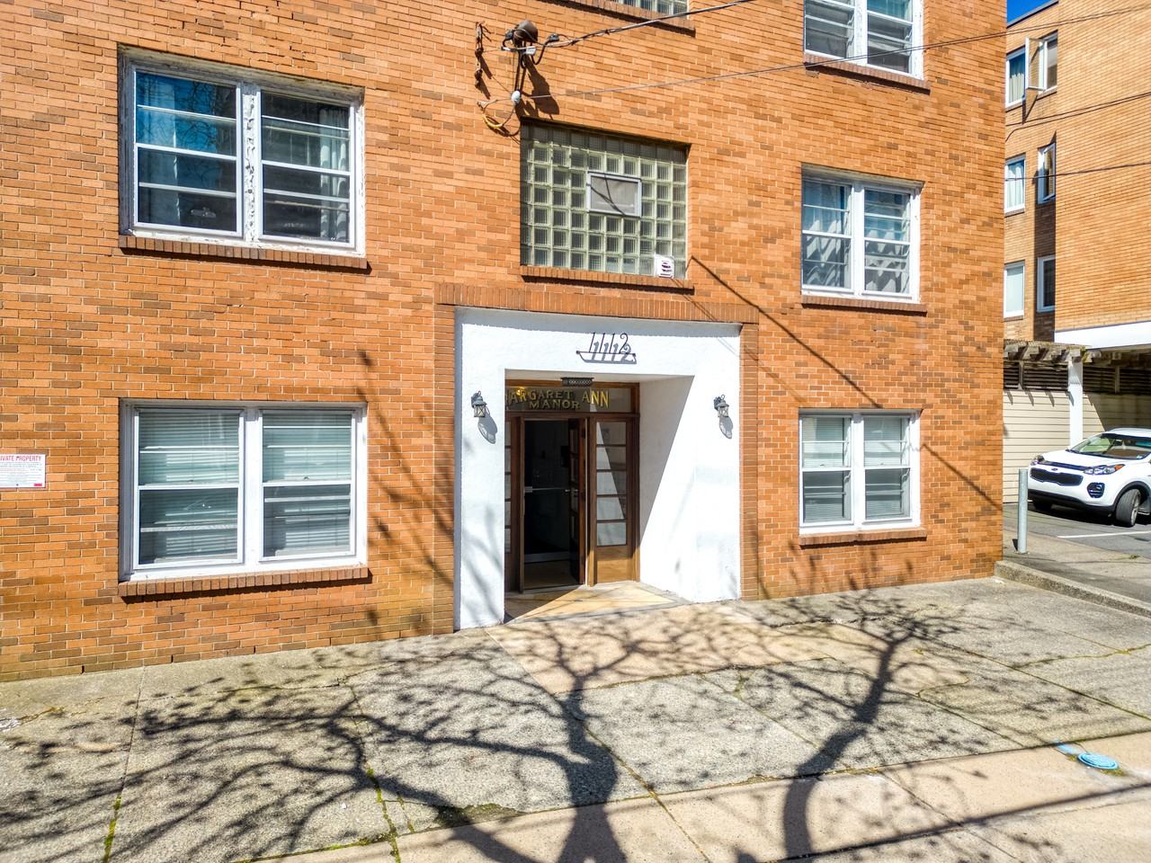 Margaret Ann - Photo 3 of 6